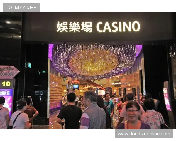 选择真人娱乐官网享受真实刺激的游戏体验，感受最真实的赌场氛围与精彩对决